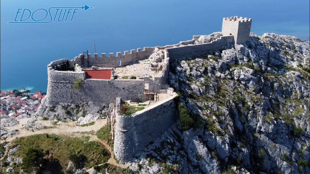 Karlito * Omis